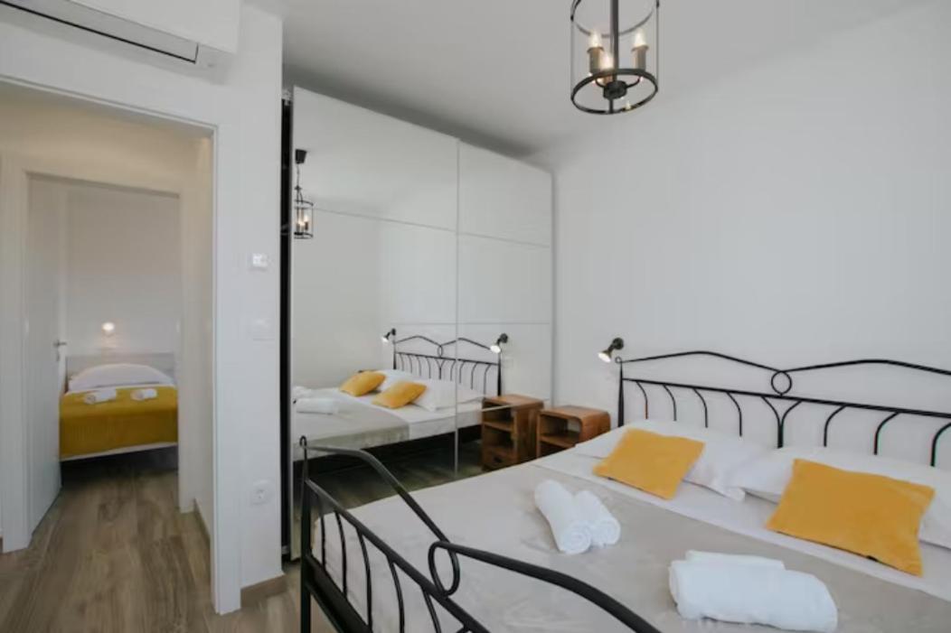 טרוגיר Luxury Apartments Marija מראה חיצוני תמונה
